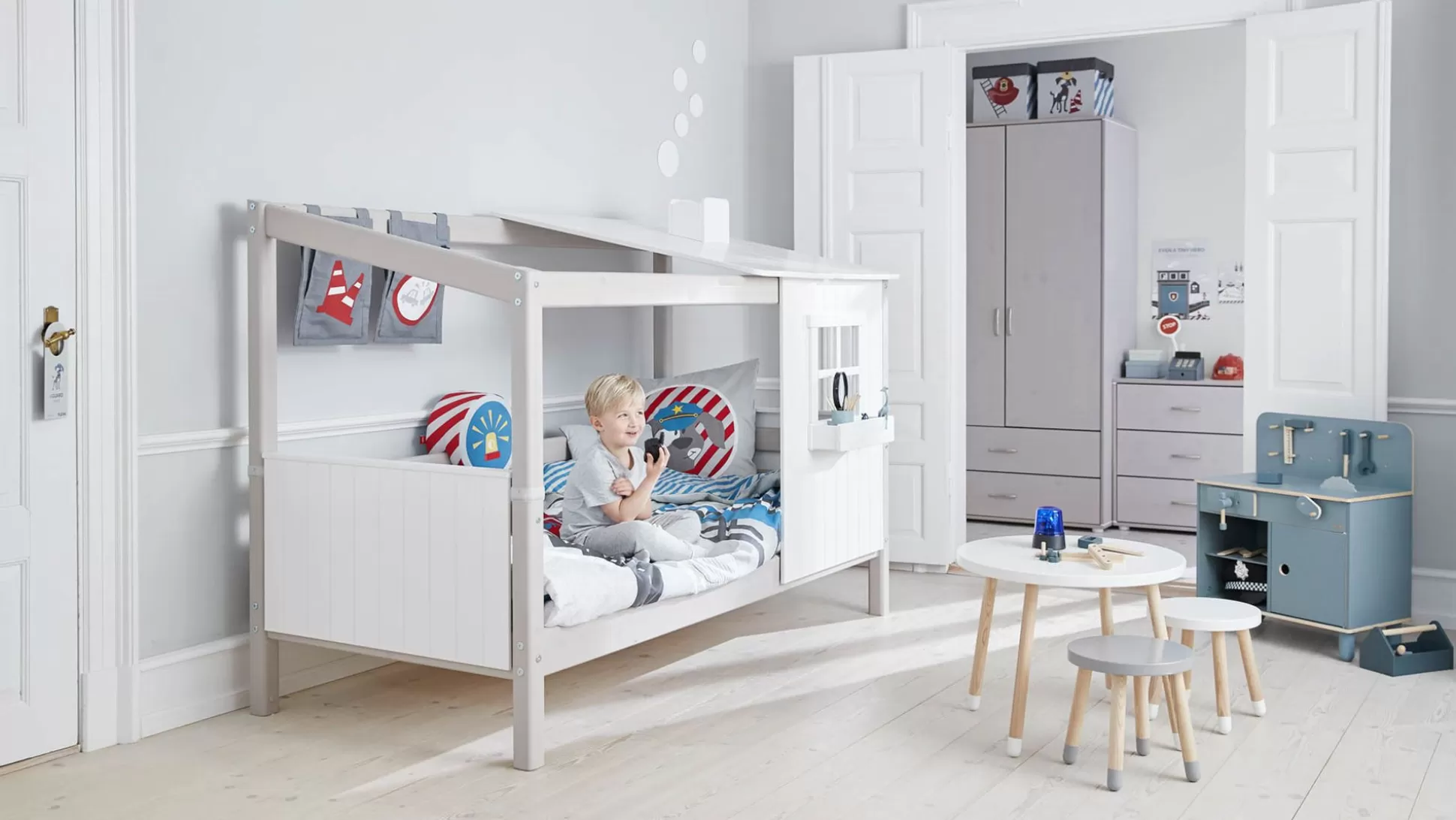 FLEXA Huisbed - Onderdelen>Eenpersoonsbed M. 1/2 Classic-Huis White/Grey Washed Pine