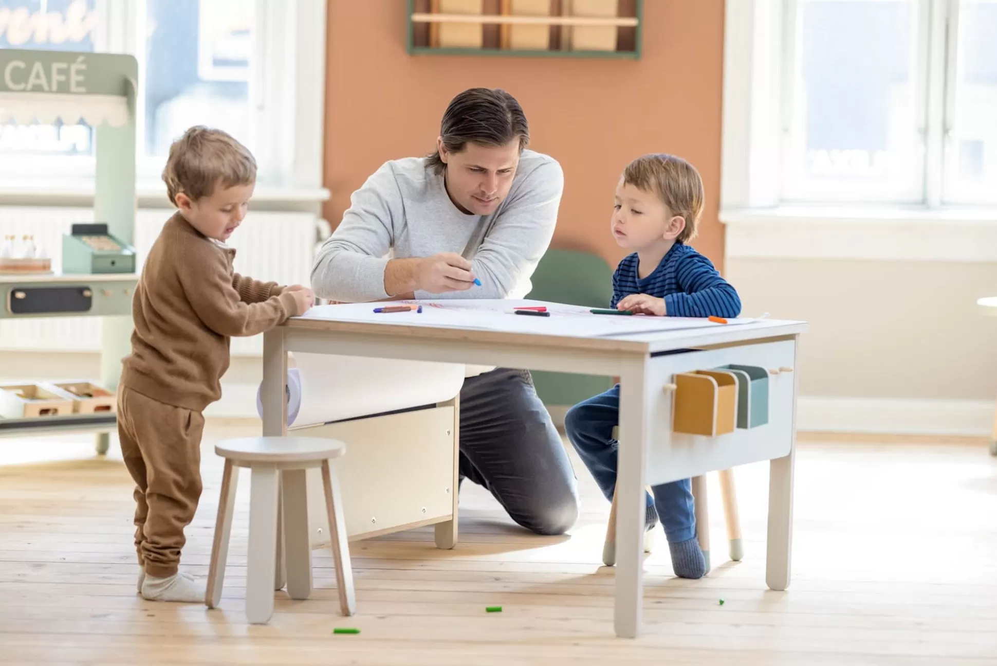 FLEXA Houten Speelgoed>Kinderkruk Voor Creatieve Tafel Warm Grey/Birch Plywood